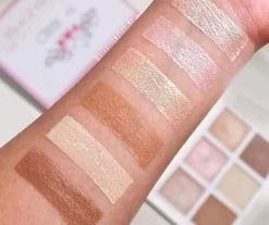 Beauty Creations Floral Bloom Highlight & Contour Palette -Cosmetic Verkoop 1200x1005 3