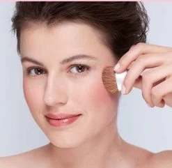 Bourjois Little Rount Pot Blush - 032 Gold 17 Bourjois Little Rount Pot Blush - 032 Gold -Cosmetic Verkoop 1200x1173 6