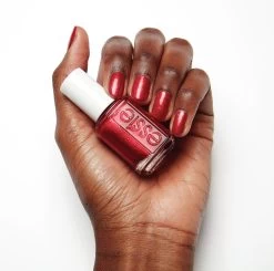 Essie Winter Collection Nagellak – 667 Knotty Or Nice - Rode Glitter Nagellak -Cosmetic Verkoop 1200x1190 1