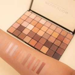 Makeup Revolution - Maxi Reloaded Palette - Nudes - Oogschaduw -Cosmetic Verkoop 1200x1200 1214