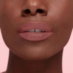 L'Oréal Paris Les Macarons Langhoudende Matte Lipstick - 822 Mon Caramel – Nude – 6,7 Ml 19 L'Oréal Paris Les Macarons Langhoudende Matte Lipstick - 822 Mon Caramel – Nude – 6,7 Ml -Cosmetic Verkoop 1200x1200 898