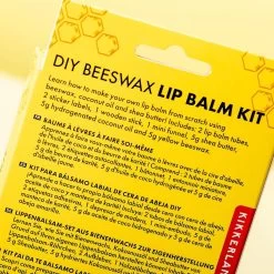 Kikkerland DIY Bijenwas Lip Balsem Kit - Maak Je Eigen Lippenbalsem - 100% Natuurlijk - Voor Twee Balsem Sticks -Cosmetic Verkoop 1200x1200 922