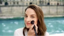 Bourjois - Delice De Poudre Bronzing Powder Browning Powder 52 16.5G -Cosmetic Verkoop 1200x679 1