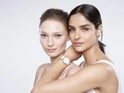 Garnier SkinActive - BB Cream Classic Light 5-in-1 Dagverzorging - 50ml - Getinte Dagcrème -Cosmetic Verkoop 1200x901 4