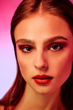 L’Oréal Paris Paris Electric Nights Superliner Matte Signature Eyeliner - Limited Edition – 11 Red Signature – Rood -Cosmetic Verkoop 800x1200 12